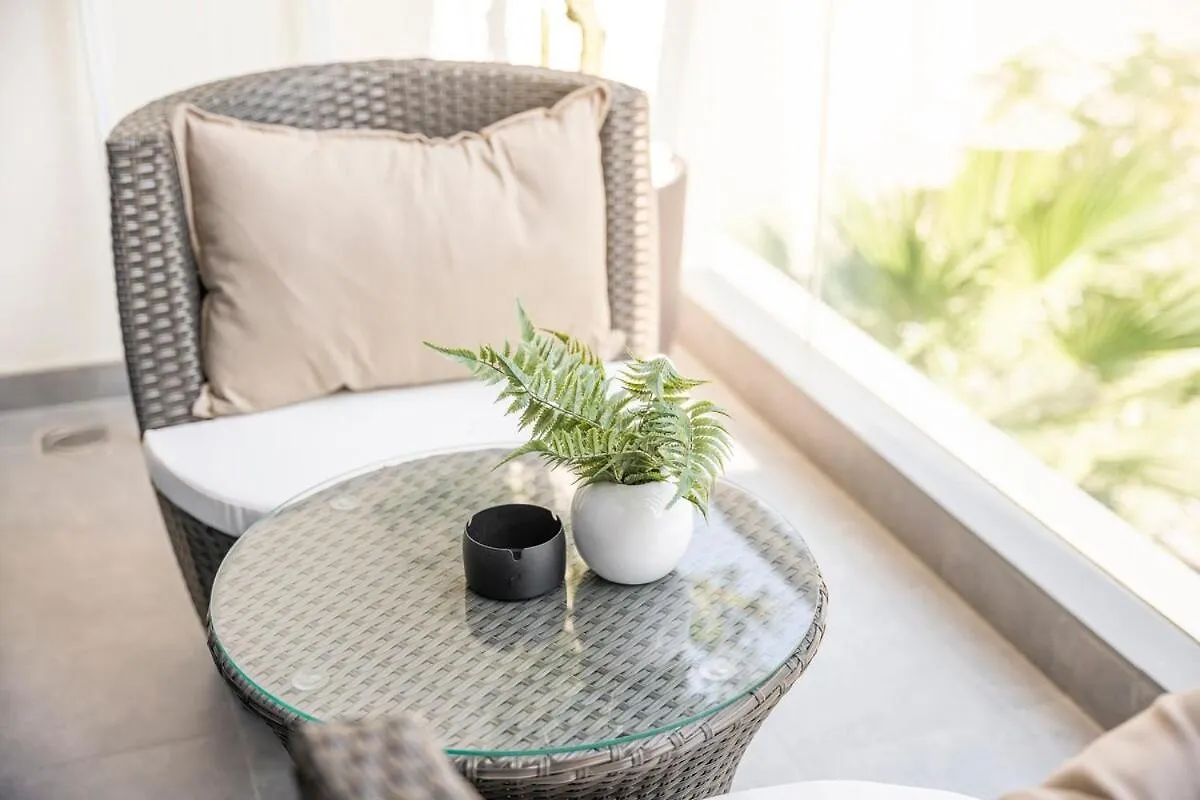 Apartment Chic Studio With Compact Kitchen Area In Business Bay Dubai United Arab Emirates